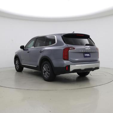 Everlasting Silver 2024 Kia Telluride LX