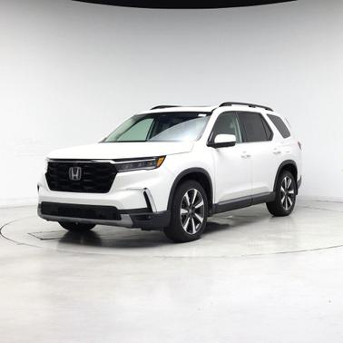 Platinum White Pearl 2023 Honda Pilot AWD Elite