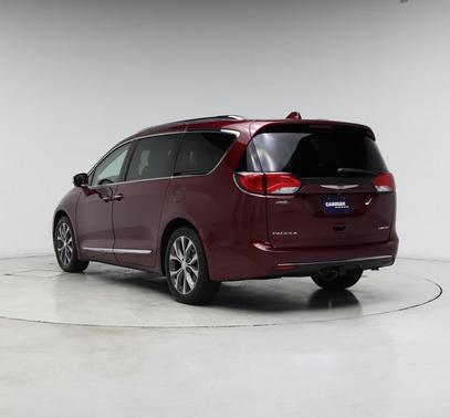 Velvet Red Pearlcoat 2017 Chrysler Pacifica Limited