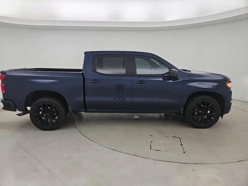 Northsky Blue Metallic 2022 Chevrolet Silverado 1500 Custom