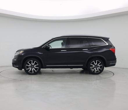 Crystal Black Pearl 2019 Honda Pilot Touring 8-Passenger