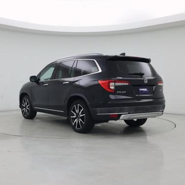Crystal Black Pearl 2019 Honda Pilot Touring 8-Passenger