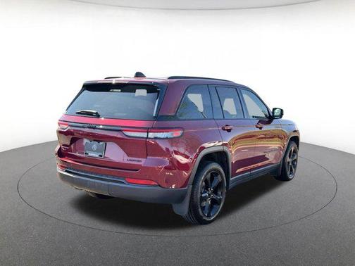 Velvet Red Pearlcoat 2023 Jeep Grand Cherokee Limited