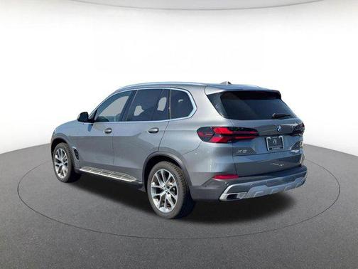 Frozen Pure Grey Metallic 2024 BMW X5 xDrive40i