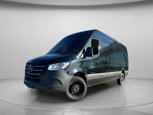 2025 Mercedes-Benz Sprinter 2500 High Roof
