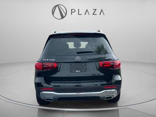 2026 Mercedes-Benz GLB 250 4MATIC