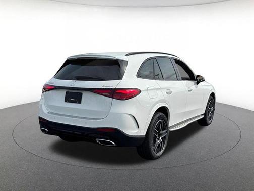 Polar White 2026 Mercedes-Benz GLC 300 4MATIC