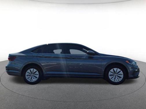 Platinum Gray Metallic 2019 Volkswagen Jetta 1.4T S