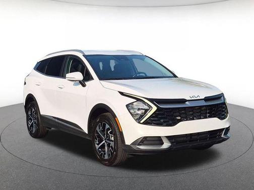 Glacial White Pearl 2023 Kia Sportage EX
