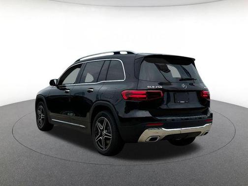 Cosmos Black Metallic 2026 Mercedes-Benz GLB 250 4MATIC