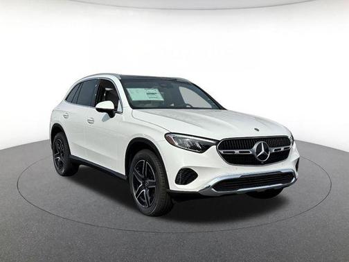 Polar White 2026 Mercedes-Benz GLC 300 4MATIC