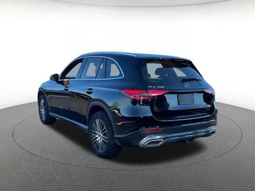 Black 2026 Mercedes-Benz GLC 300 4MATIC