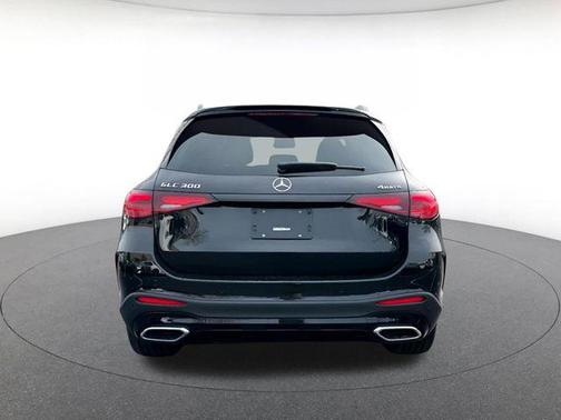 Obsidian Black 2026 Mercedes-Benz GLC 300 4MATIC