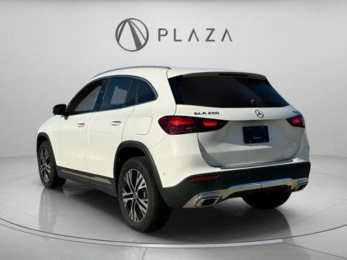 2026 Mercedes-Benz GLA 250 4MATIC