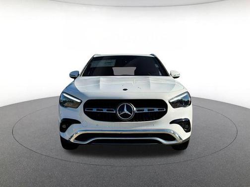 Polar White 2026 Mercedes-Benz GLA 250 4MATIC