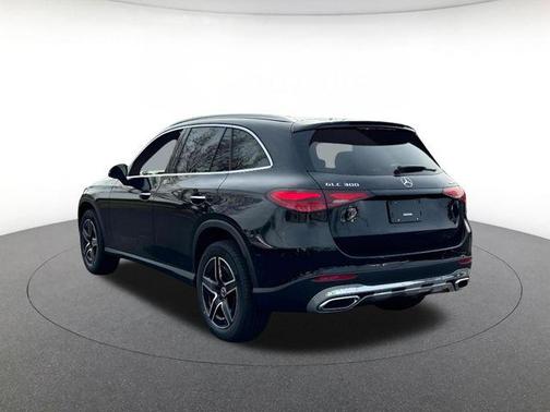 Black 2026 Mercedes-Benz GLC 300 4MATIC
