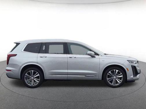 Radiant Silver Metallic 2020 Cadillac XT6 Premium Luxury AWD