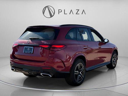 2026 Mercedes-Benz GLC 300 4MATIC