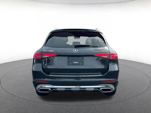 Graphite 2026 Mercedes-Benz GLC 300 4MATIC