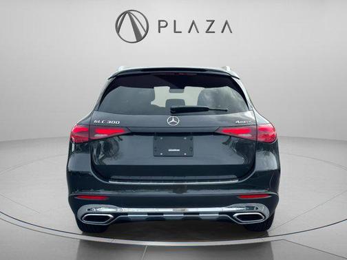 2026 Mercedes-Benz GLC 300 4MATIC