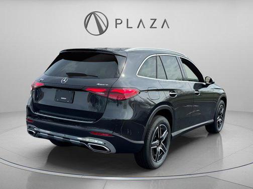 2026 Mercedes-Benz GLC 300 4MATIC