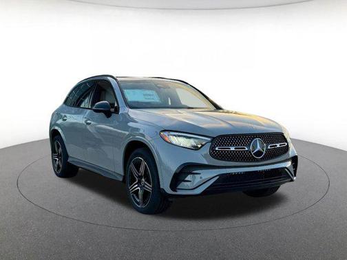 2026 Mercedes-Benz GLC 300 4MATIC