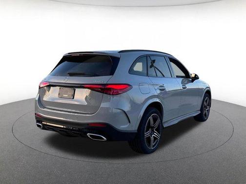 2026 Mercedes-Benz GLC 300 4MATIC