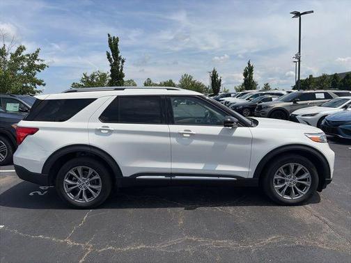 Star White Metallic Tri-Coat 2020 Ford Explorer Limited