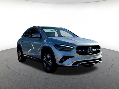 Cirrus Silver Metallic 2026 Mercedes-Benz GLA 250 4MATIC