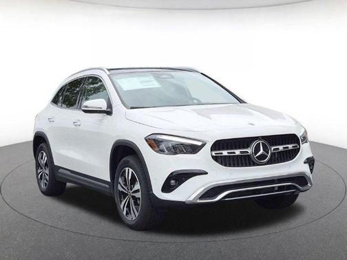 Polar White 2026 Mercedes-Benz GLA 250 4MATIC