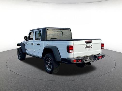 Bright White Clearcoat 2023 Jeep Gladiator Rubicon