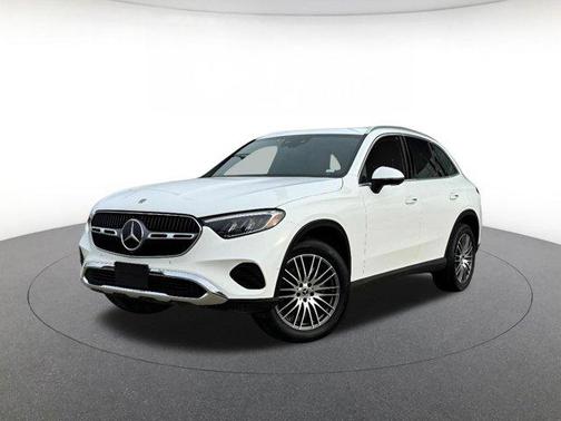White 2025 Mercedes-Benz GLC 300 4MATIC
