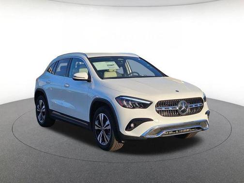 Polar White 2026 Mercedes-Benz GLA 250 4MATIC