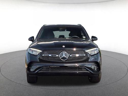 Black 2026 Mercedes-Benz GLC 300 4MATIC