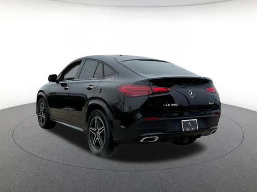 Obsidian Black Metallic 2026 Mercedes-Benz GLE 450 4MATIC