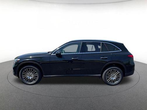 Black 2026 Mercedes-Benz GLC 300 4MATIC