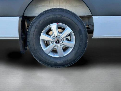 2025 Mercedes-Benz Sprinter 2500 High Roof