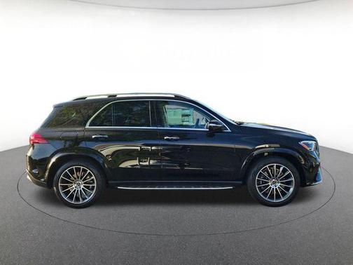 Obsidian Black 2026 Mercedes-Benz GLE 450 4MATIC
