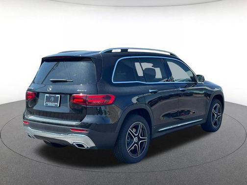 Black 2026 Mercedes-Benz GLB 250 4MATIC