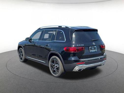 Black 2026 Mercedes-Benz GLB 250 4MATIC