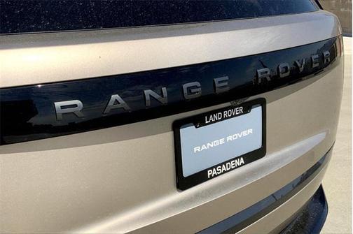 2025 Land Rover Range Rover P530 SE