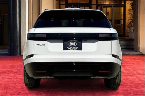 2026 Land Rover Range Rover Velar P400 Dynamic SE