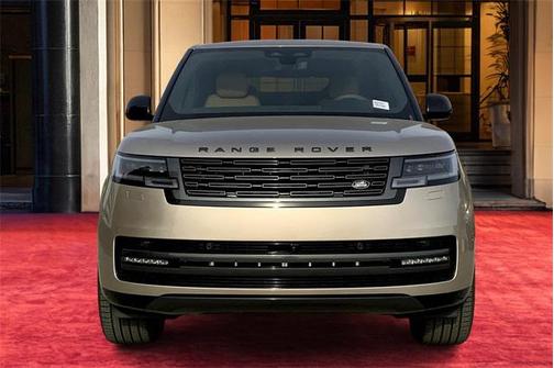 2025 Land Rover Range Rover P530 SE