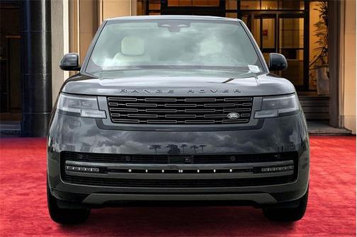 2025 Land Rover Range Rover P530 SE 7 Seat