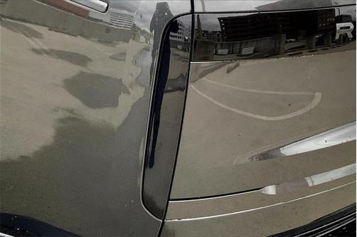 2025 Land Rover Range Rover P530 SE 7 Seat