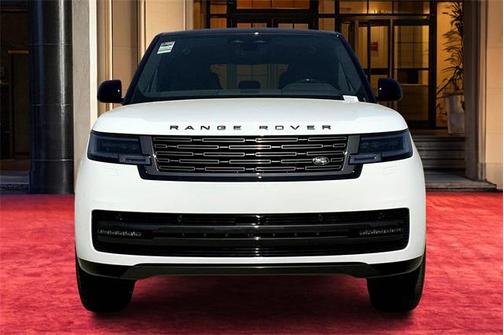 2025 Land Rover Range Rover P530 SE