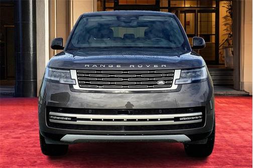 2025 Land Rover Range Rover P530 SE 7 Seat