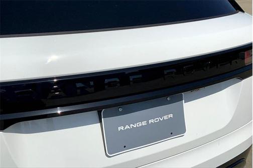 2026 Land Rover Range Rover Velar P250 SE R-Dynamic
