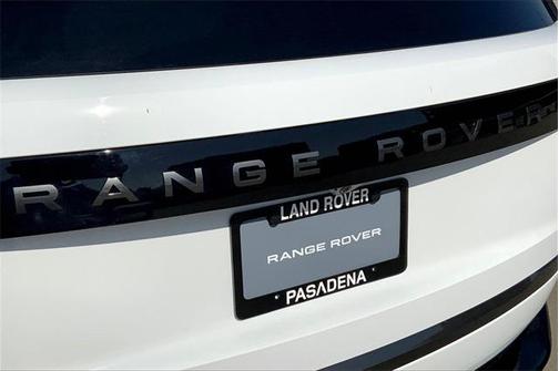 2025 Land Rover Range Rover P400 SE 7 Seat