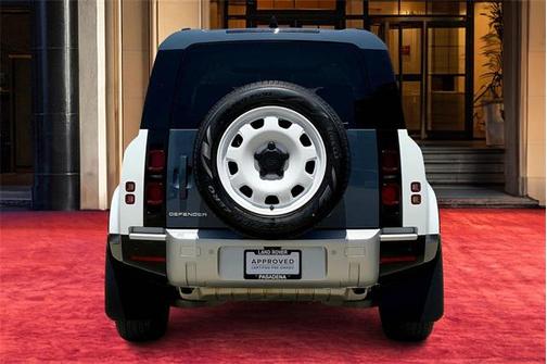 2024 Land Rover Defender 110 P400 S